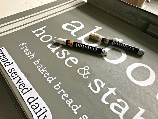 Easy DIY painted sign using pencil transfer letters and paint pens