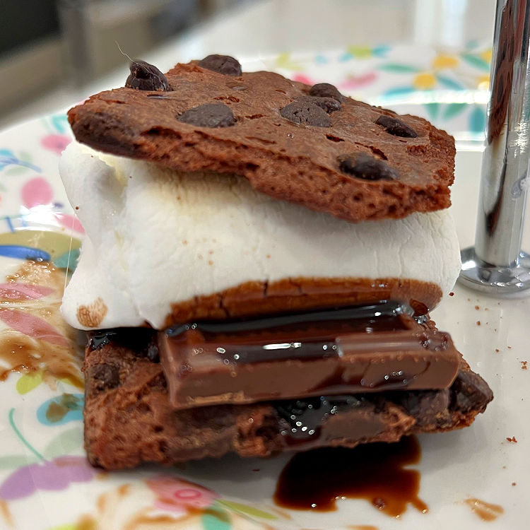 Image of Brownie Brittle Hersheys Bar Syrup Smores.