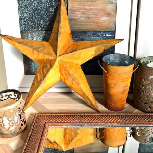 Easy DIY Rust Paint Effect to give your old Home Decor and Furniture a beautiful new look. Just paint then spray the patina, that's it! Easy DIY Home Decor Paint Makeover with metal patina paints.