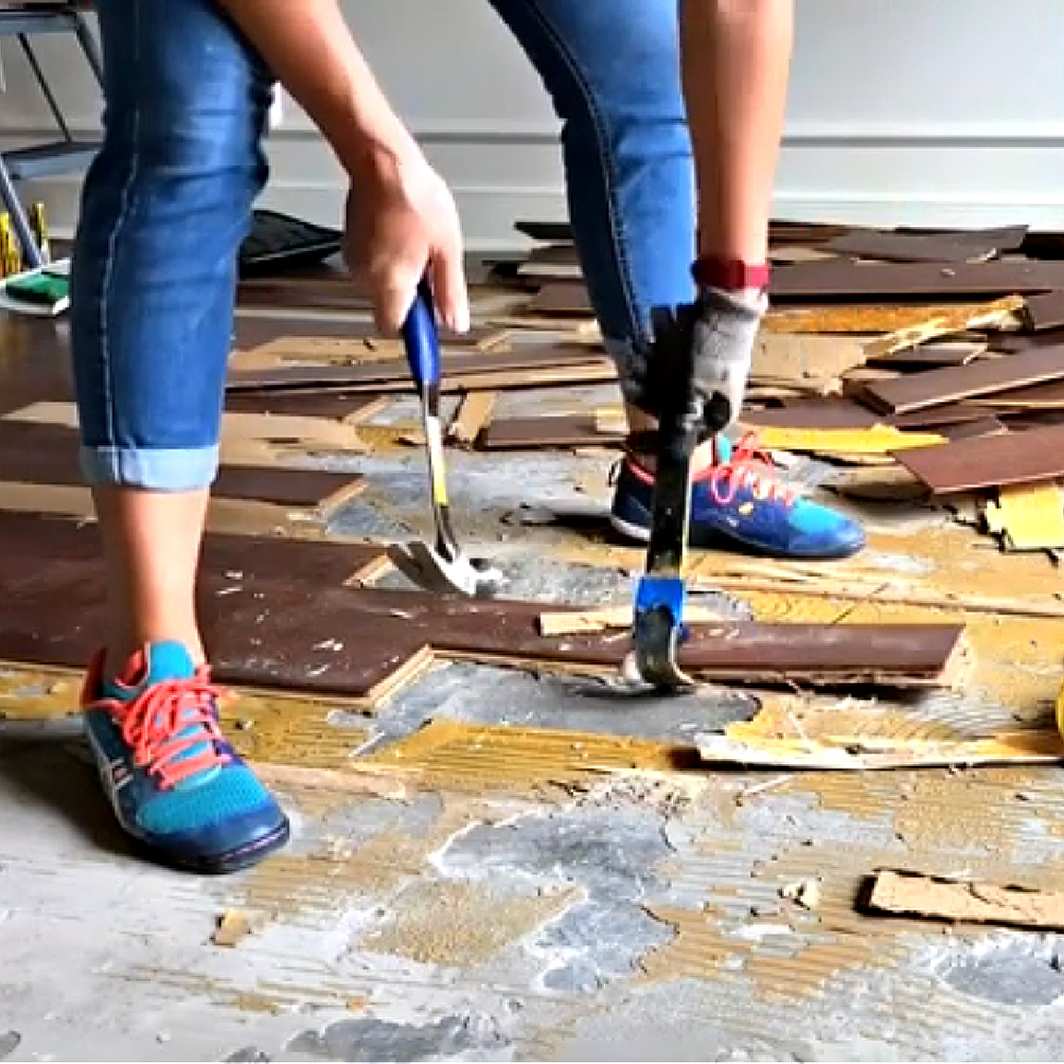 Remove Glued Wood Flooring On Concrete, Removing Adhesive From Hardwood Floors