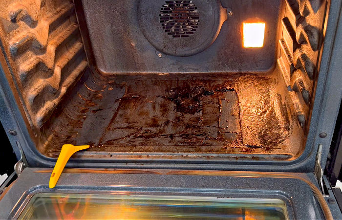 Really dirty oven cleaned with Easy Off Oven Cleaner Fume Free.