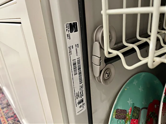 Image of the make and model label on a dishwasher.
