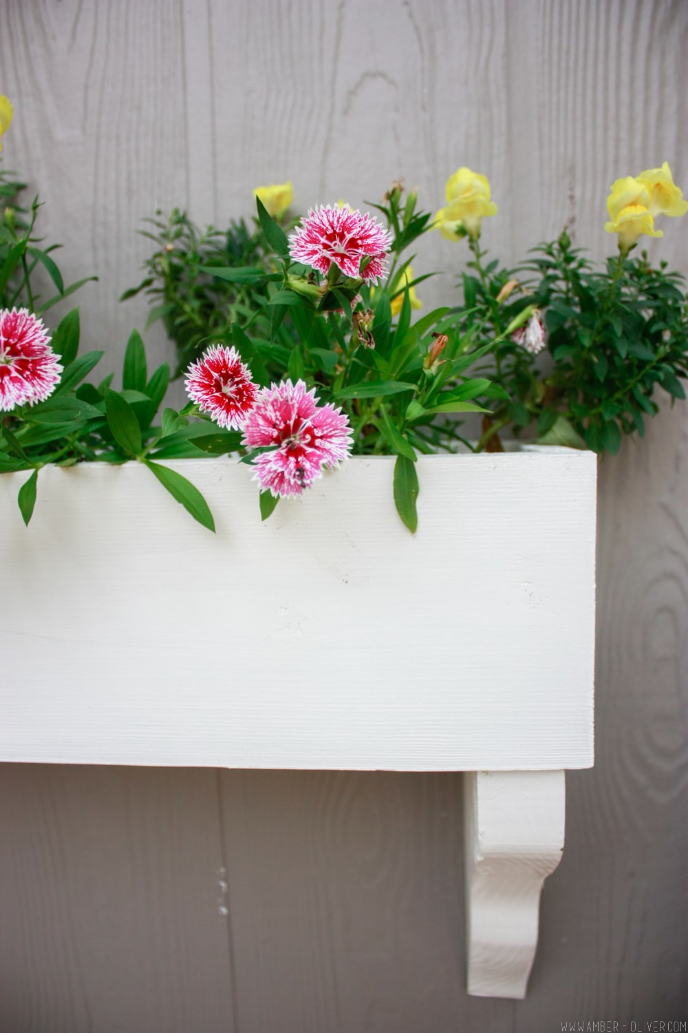 50 Best BUY OR DIY Outdoor Planter Ideas for your Front Porch - Abbotts ...