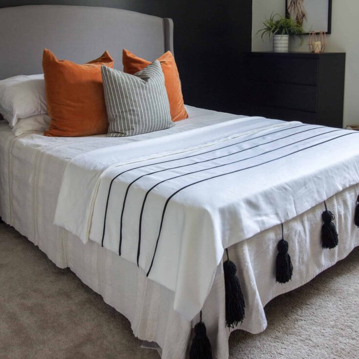 Image for DIY Throw Blanket with Chunky Tassels
