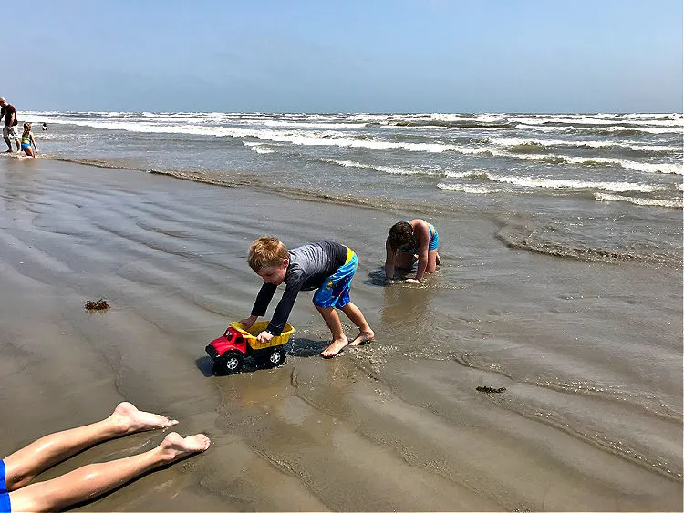 Image of Galveston Beach for a post with 50 pros and cons about moving to Houston Texas.