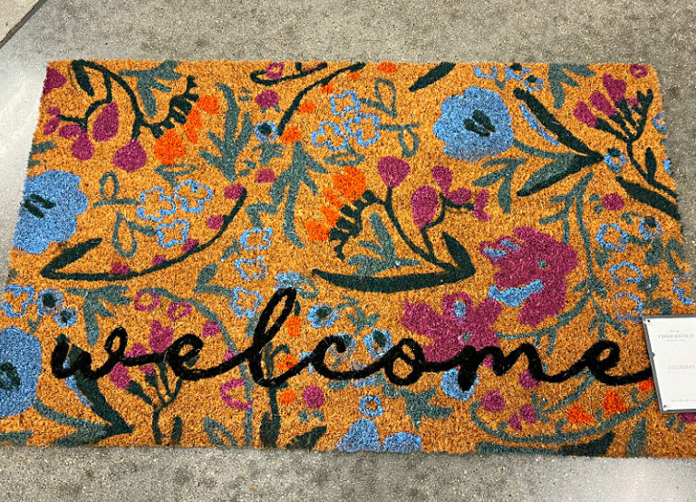 What Is The Best Outdoor Mat Material? 4 Keys To Pick The Best