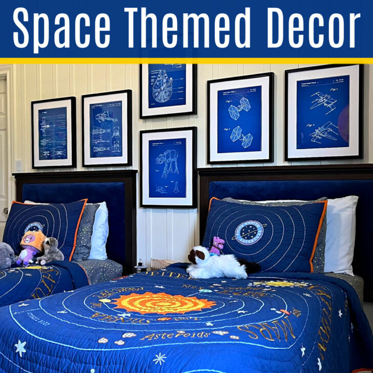 Image of a space themed boys bedroom for a post for 25 best outer space bedroom décor ideas.