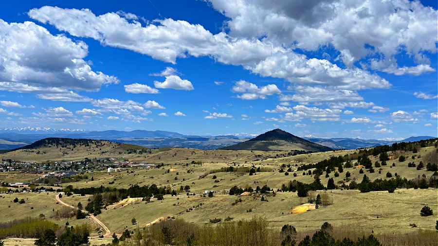 View of the Rocky Mountains near Cripple Creek, Colorado.