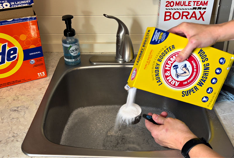 Using washing soda with Borax and Tide to remove set in laundry stains after drying.